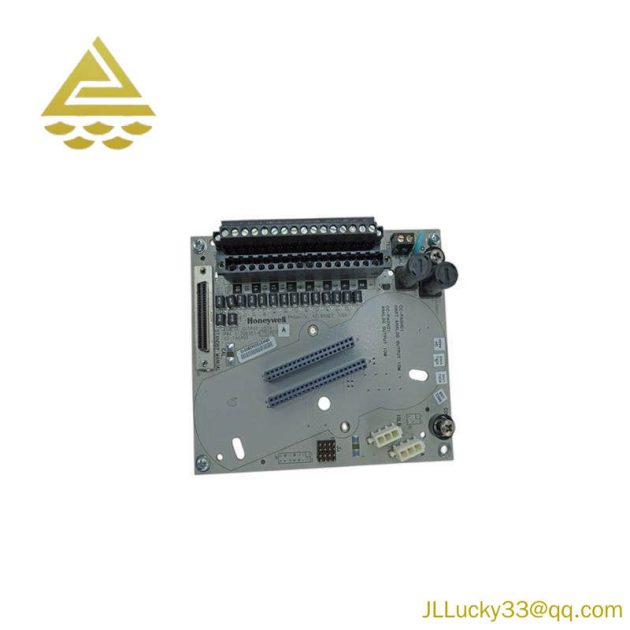 Honeywell CC-TAOX01, 51308351-175 Analog Output Module